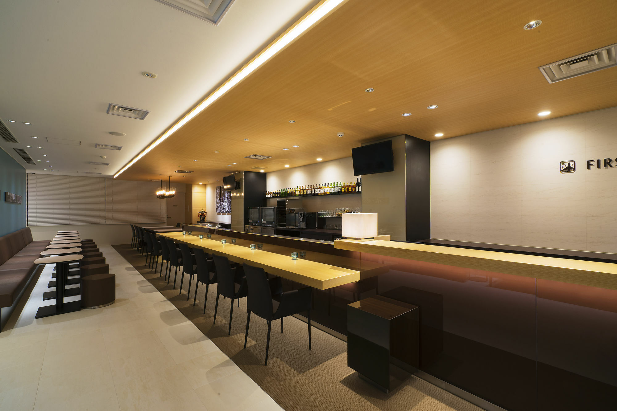 First Cabin Shinbashi Atagoyama Tokyo Exterior photo